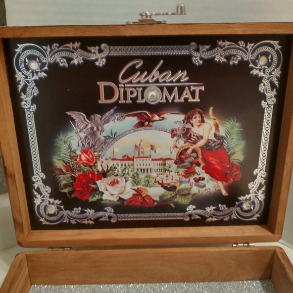 Original Suenos de Saundra Upcycled DIPLOMAT Cigar Box Purse - Picture 10 of 12